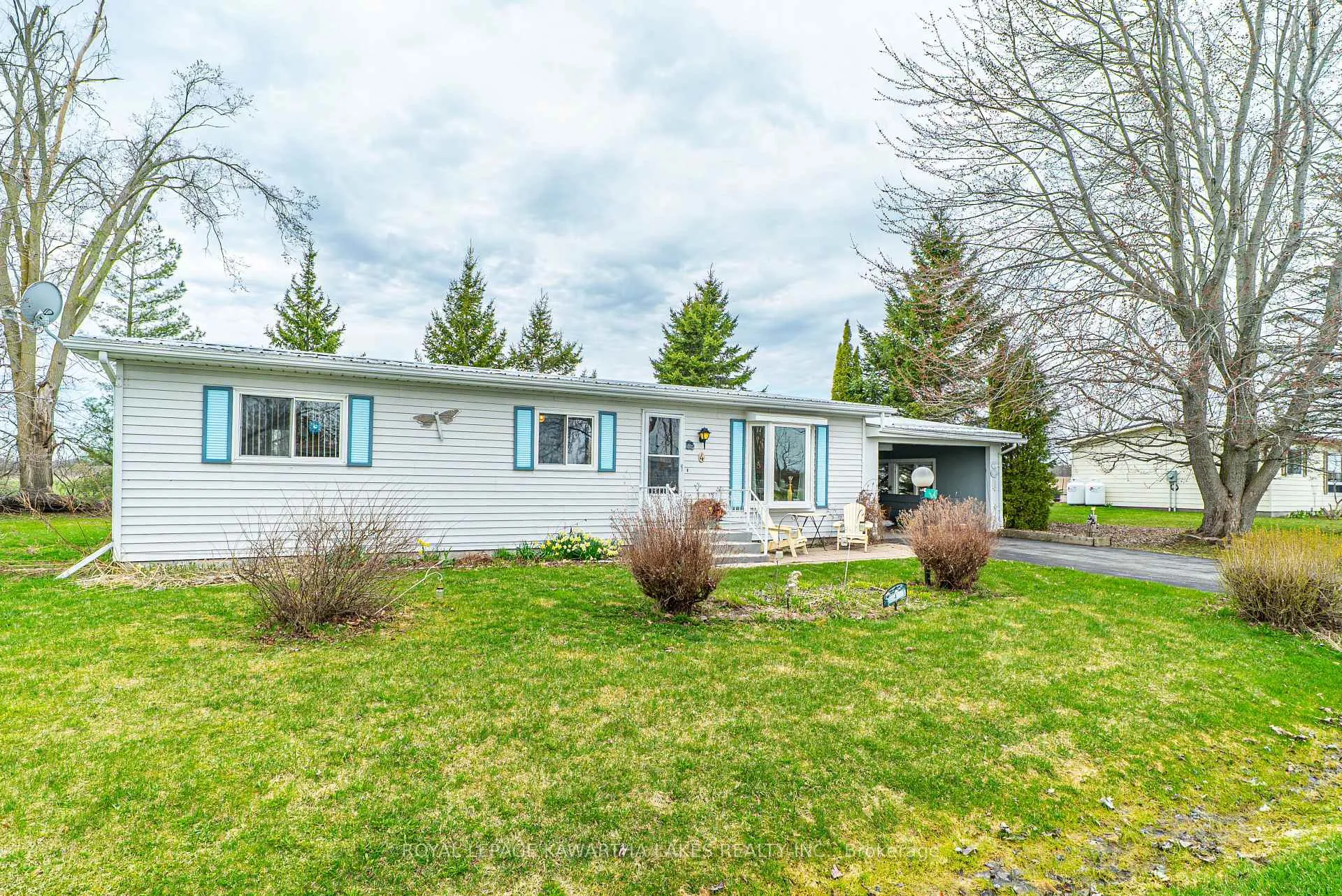 Photo 2 of 4 Vista Drive, Kawartha Lakes, Fenelon — HOMEH