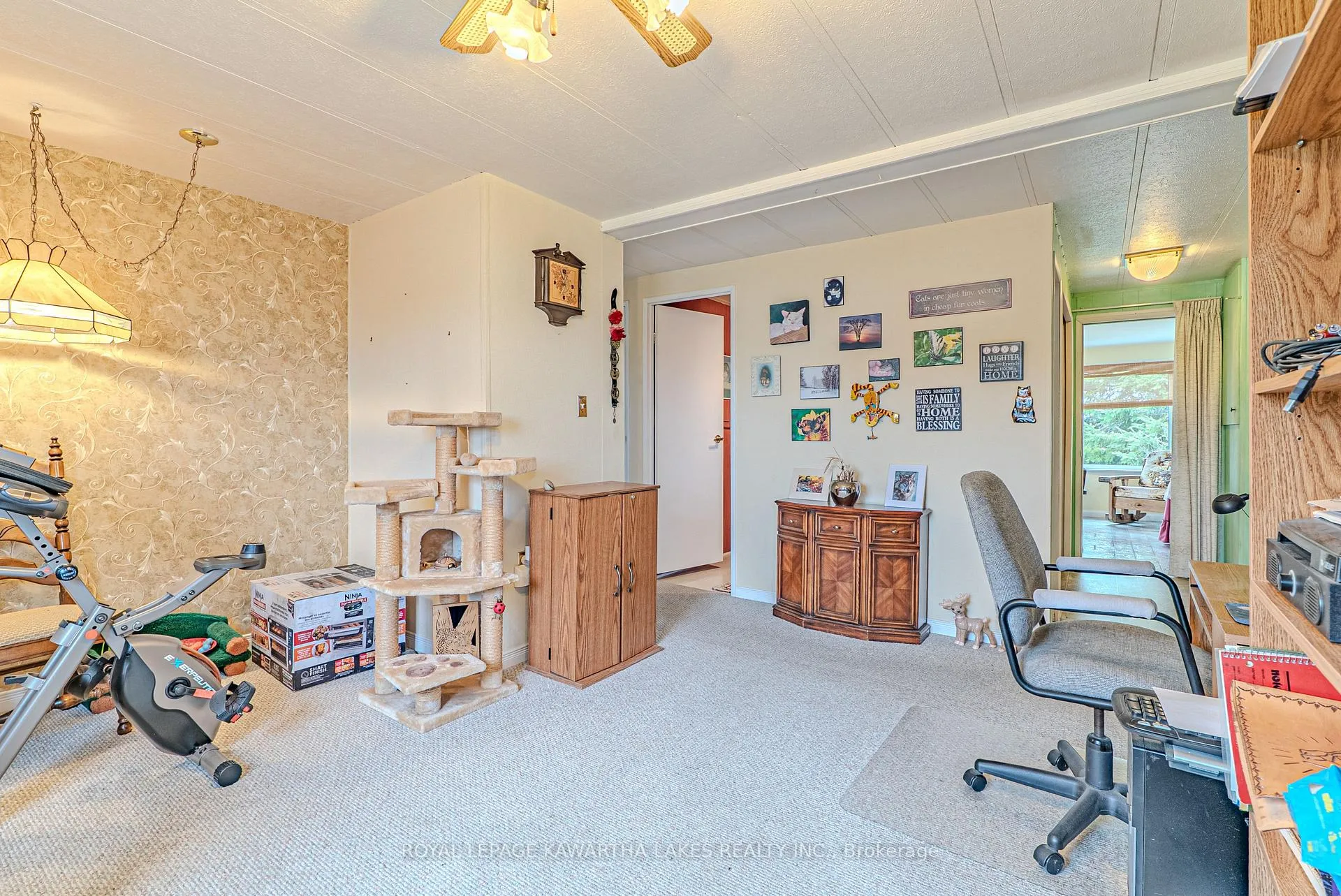 Photo 15 of 4 Vista Drive, Kawartha Lakes, Fenelon — HOMEH