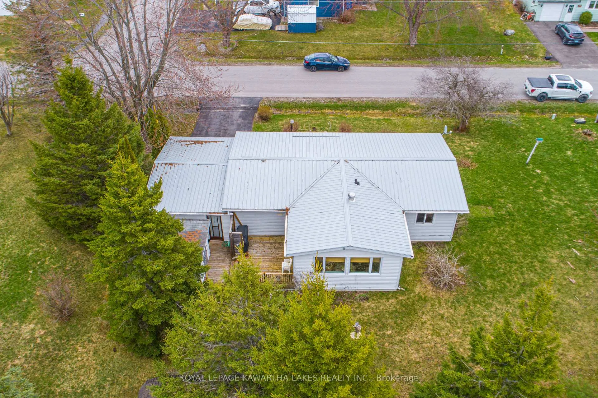 Photo 25 of 4 Vista Drive, Kawartha Lakes, Fenelon — HOMEH
