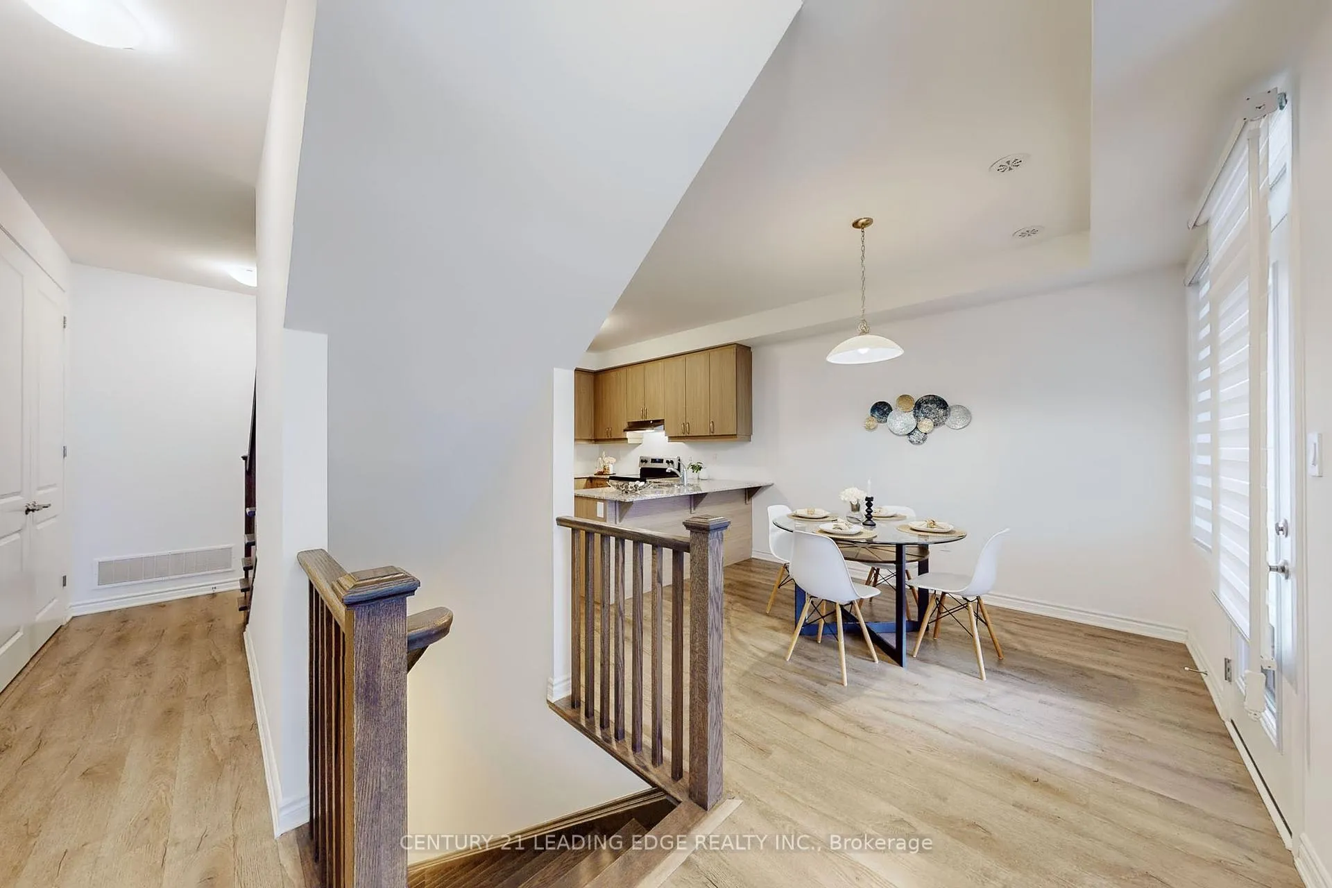 Photo 13 of 161 Keppel Circle, Brampton, Northwest Brampton — HOMEH
