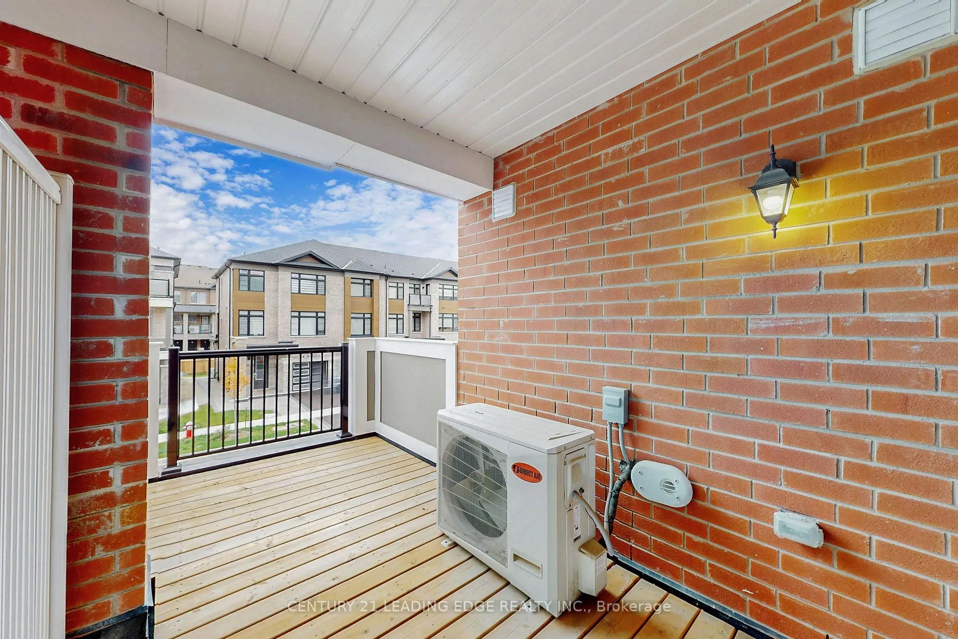 Photo 31 of 161 Keppel Circle, Brampton, Northwest Brampton — HOMEH