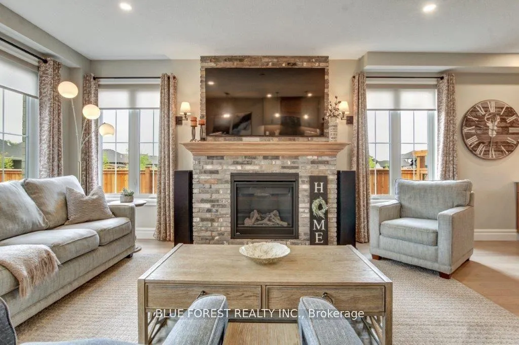Photo 9 of 192 Foxborough Place, Thames Centre, Thorndale — HOMEH