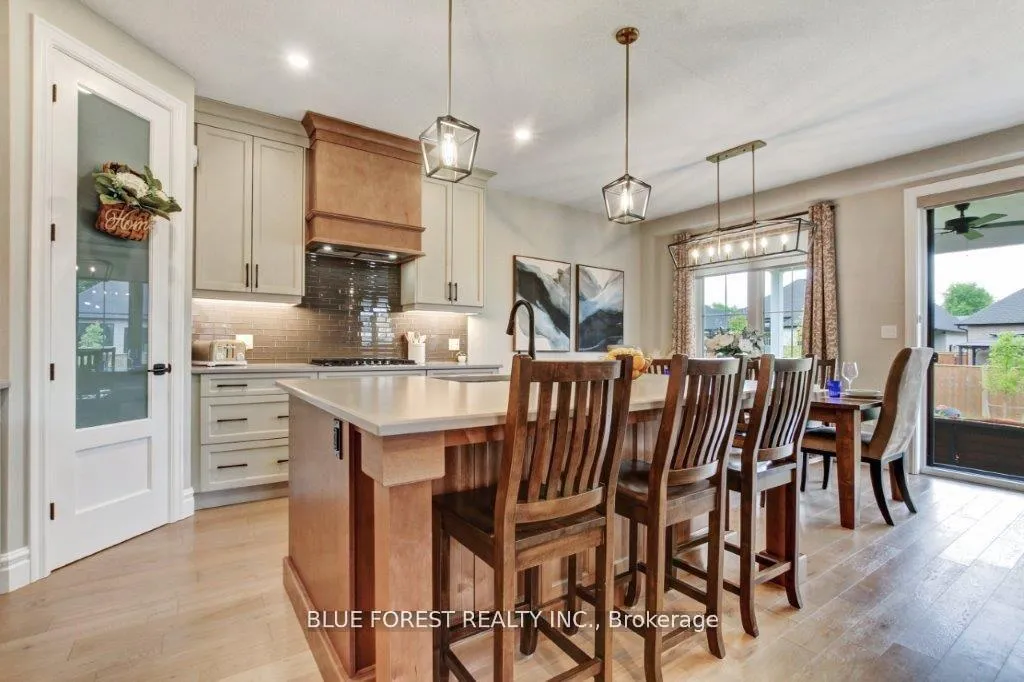 Photo 12 of 192 Foxborough Place, Thames Centre, Thorndale — HOMEH