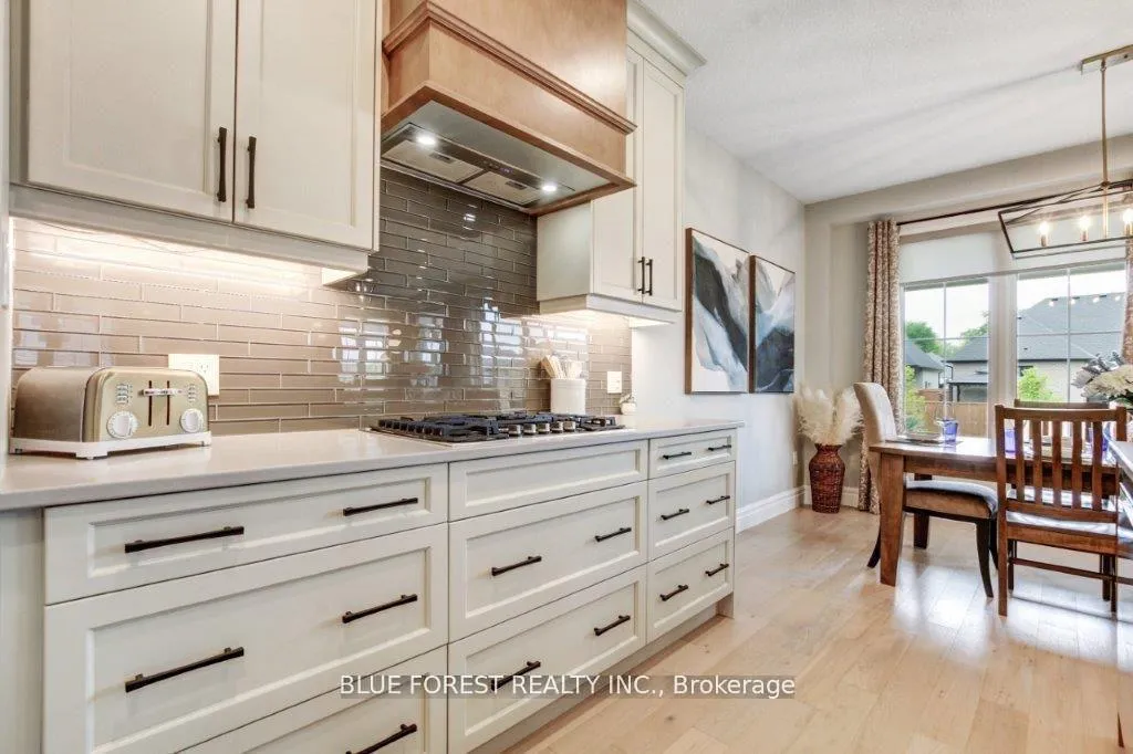 Photo 13 of 192 Foxborough Place, Thames Centre, Thorndale — HOMEH