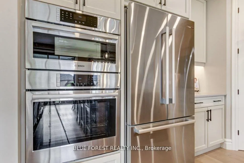 Photo 16 of 192 Foxborough Place, Thames Centre, Thorndale — HOMEH