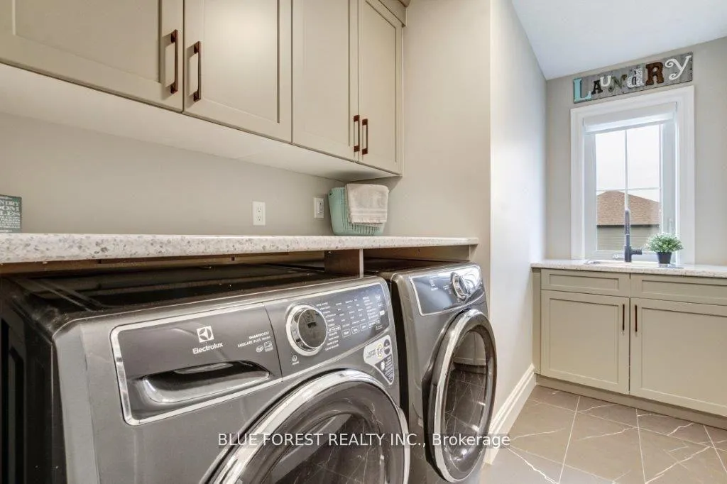 Photo 22 of 192 Foxborough Place, Thames Centre, Thorndale — HOMEH