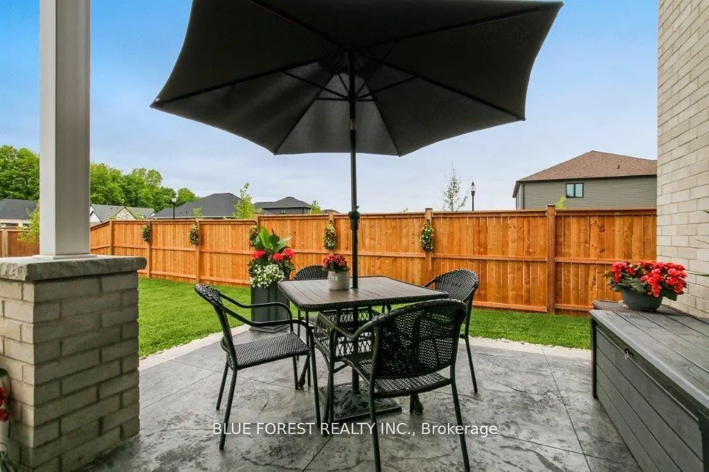 Photo 32 of 192 Foxborough Place, Thames Centre, Thorndale — HOMEH