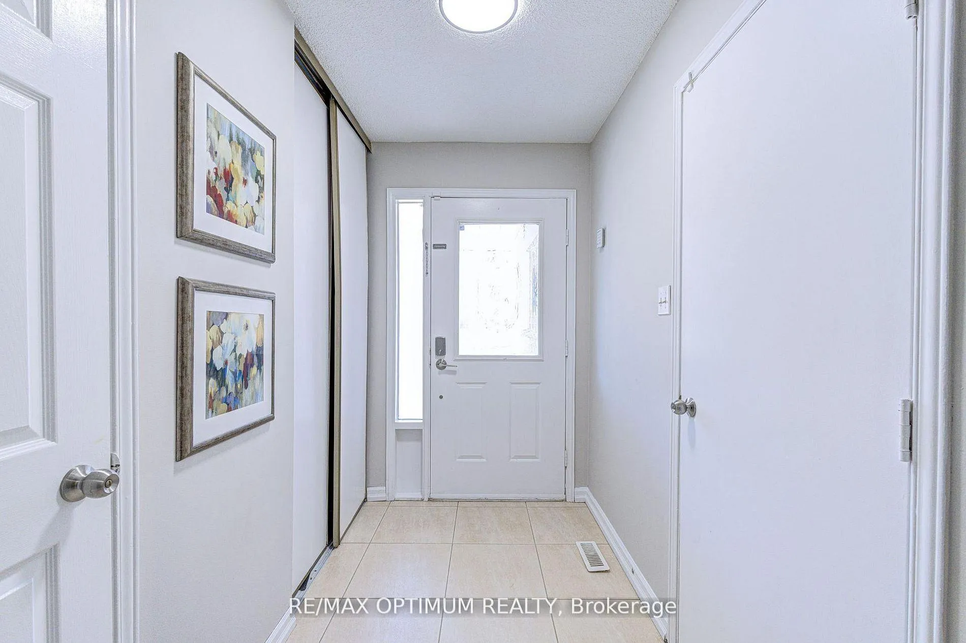 Photo 6 of 15 Rosebud Avenue, Brampton, Brampton West — HOMEH