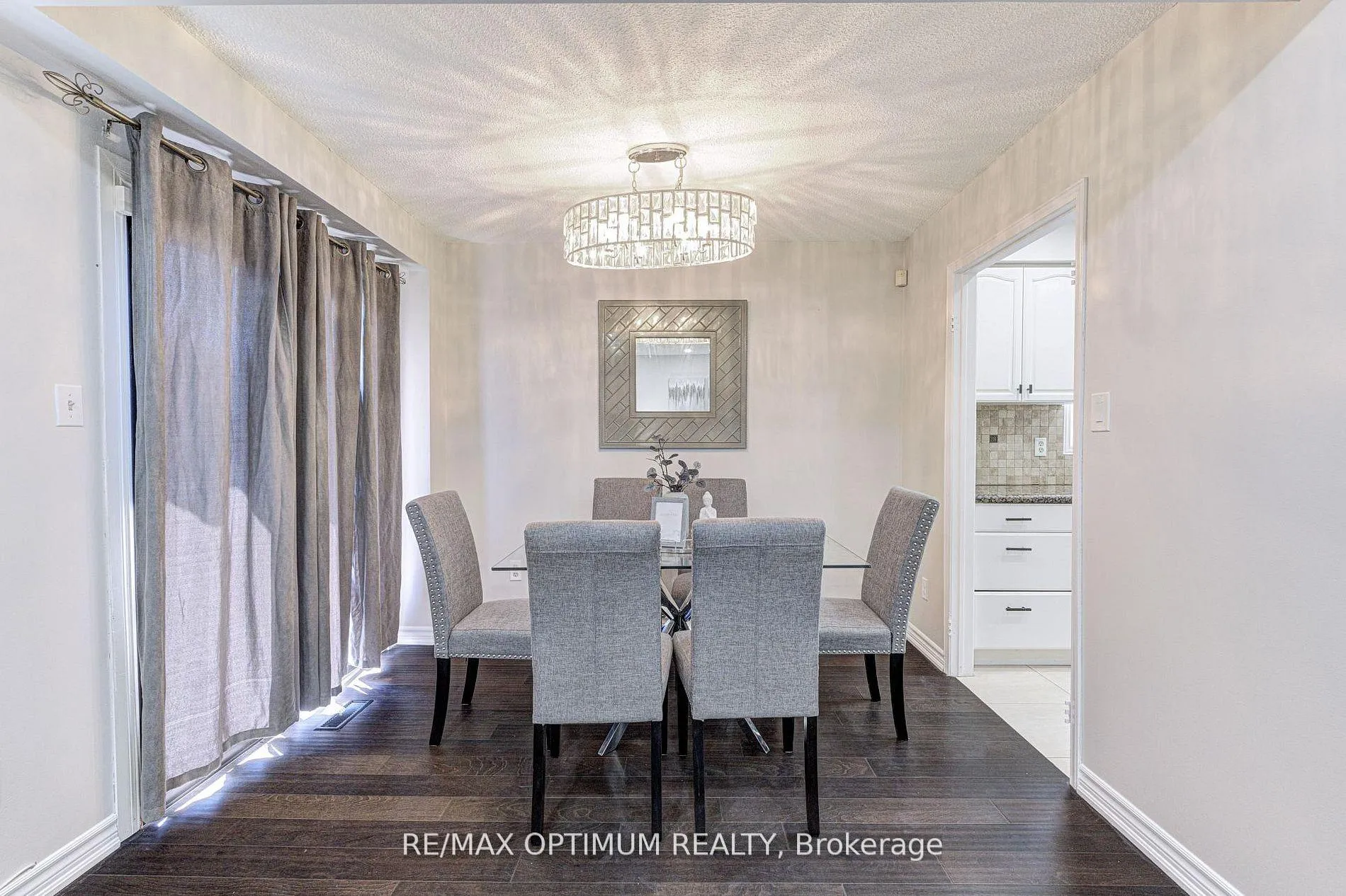 Photo 14 of 15 Rosebud Avenue, Brampton, Brampton West — HOMEH