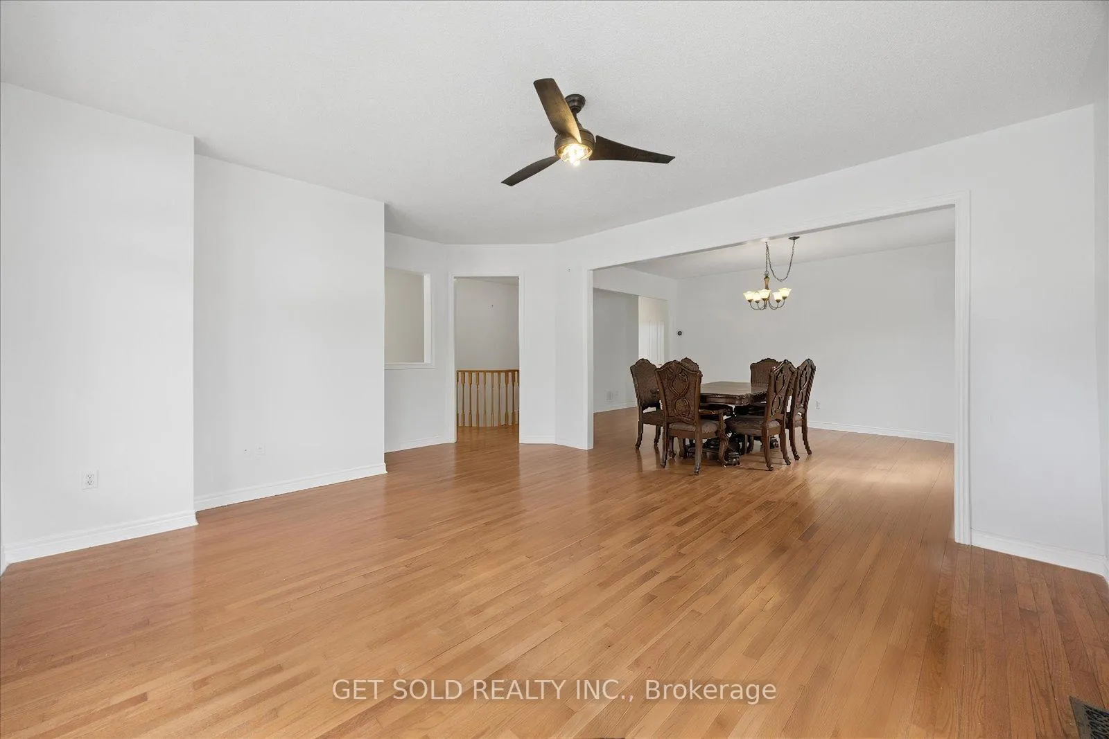 Photo 11 of 16 Deerchase Road, Brampton, Bram East — HOMEH