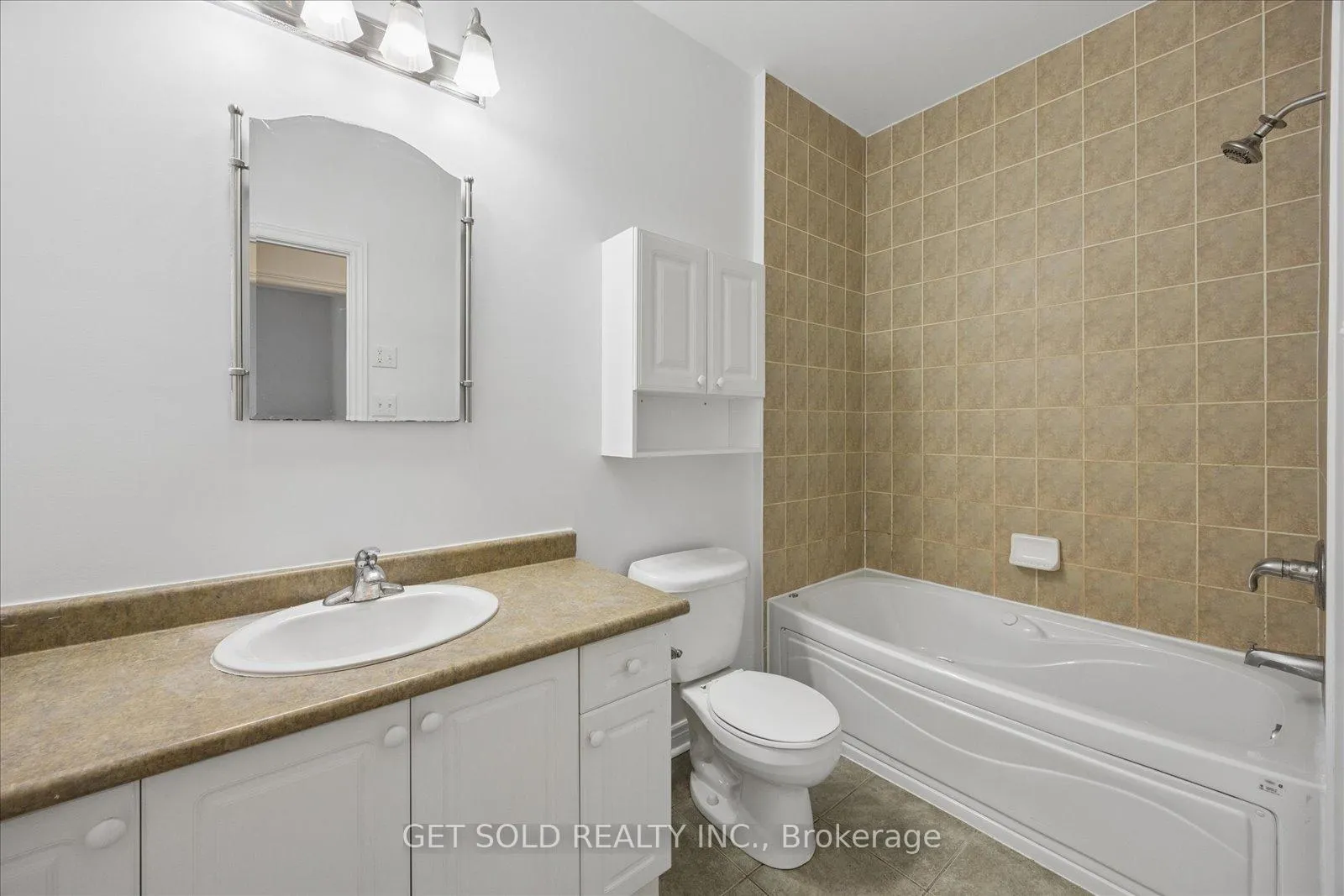 Photo 26 of 16 Deerchase Road, Brampton, Bram East — HOMEH
