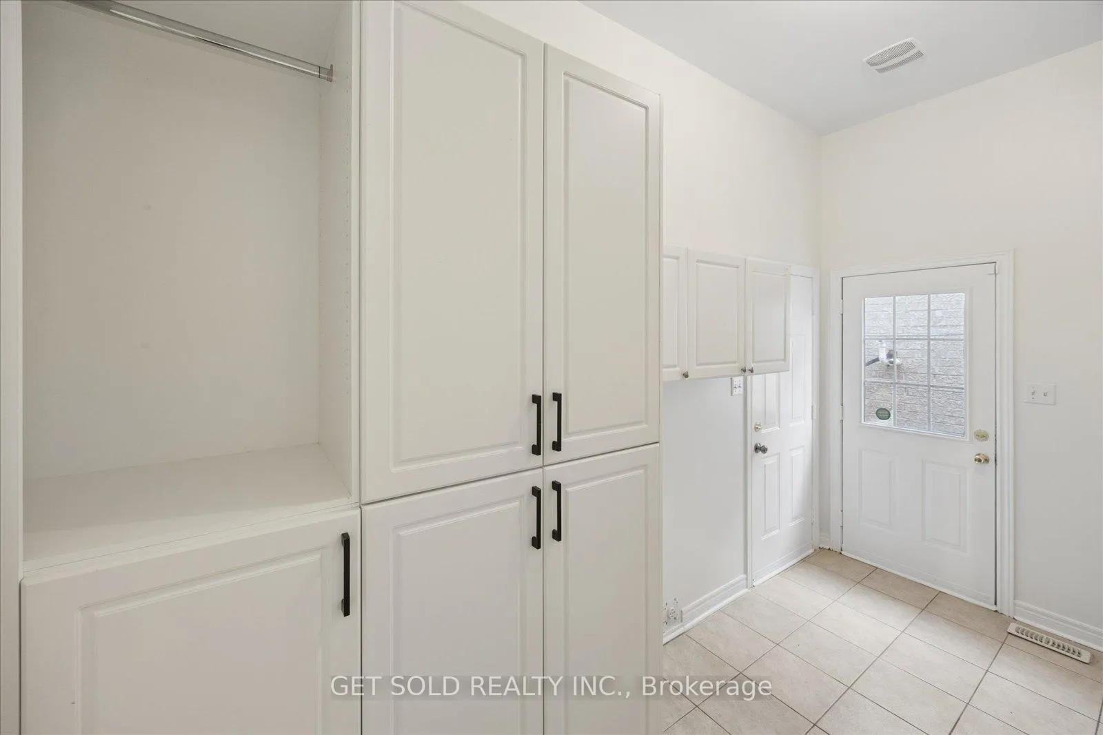 Photo 32 of 16 Deerchase Road, Brampton, Bram East — HOMEH
