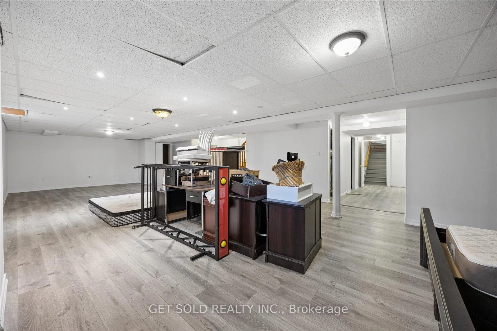 Photo 37 of 16 Deerchase Road, Brampton, Bram East — HOMEH