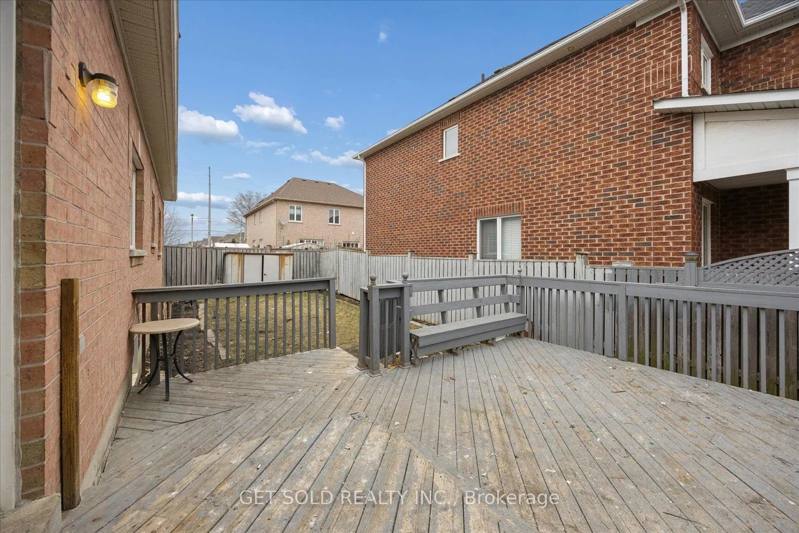 Photo 44 of 16 Deerchase Road, Brampton, Bram East — HOMEH