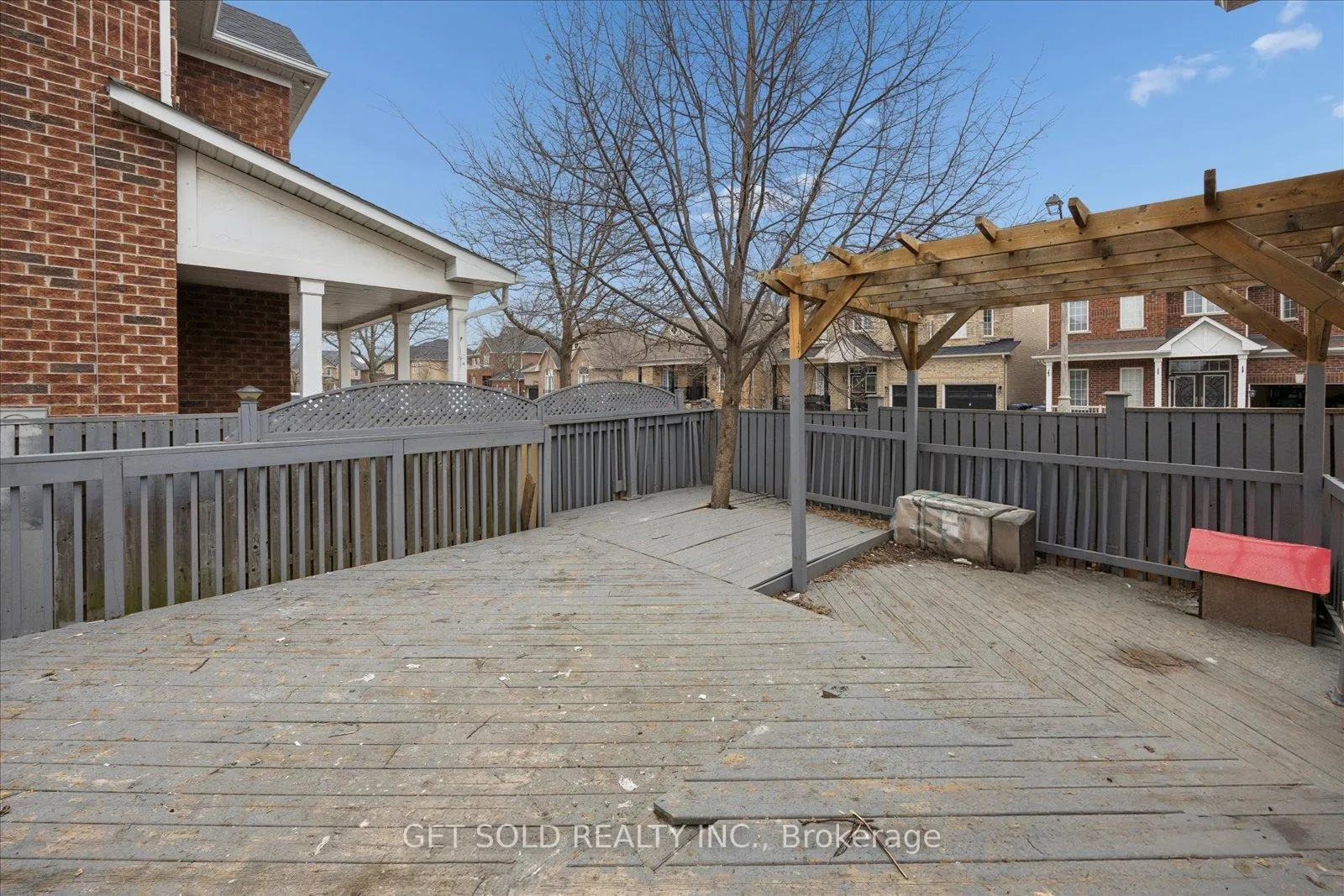 Photo 45 of 16 Deerchase Road, Brampton, Bram East — HOMEH