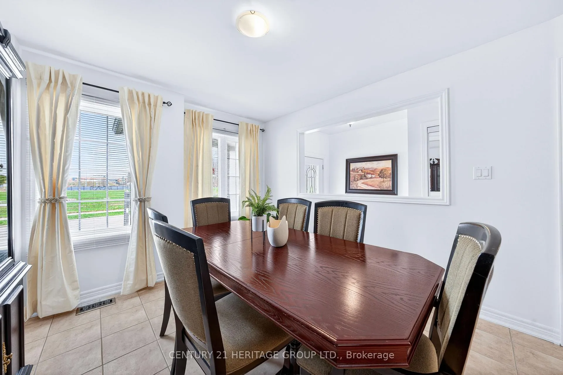 Photo 9 of 31 Kalvinster Drive, Markham, Cornell — HOMEH