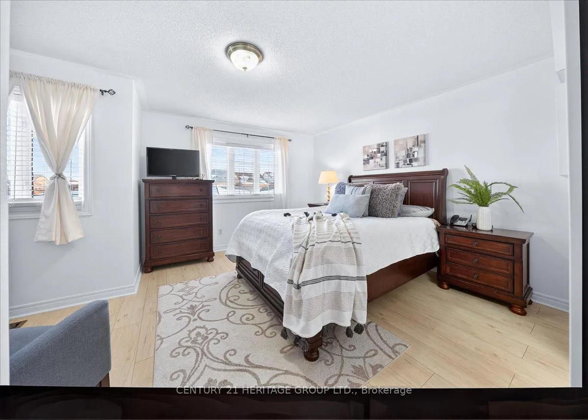 Photo 25 of 31 Kalvinster Drive, Markham, Cornell — HOMEH