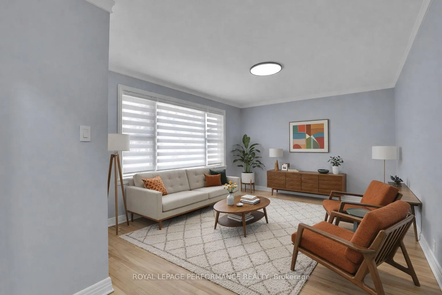 Photo 5 of Unit upper unit, 934 Smyth Road, Ottawa, Elmvale Acres/Urbandale — HOMEH