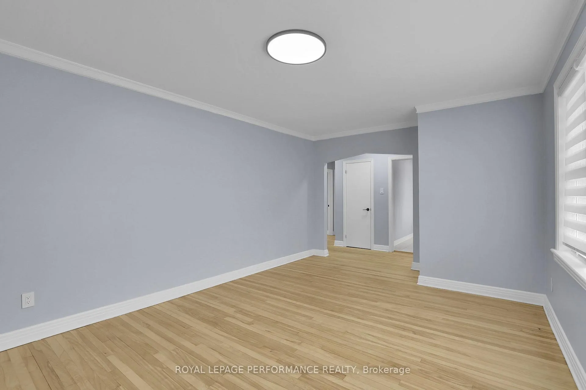 Photo 8 of Unit upper unit, 934 Smyth Road, Ottawa, Elmvale Acres/Urbandale — HOMEH