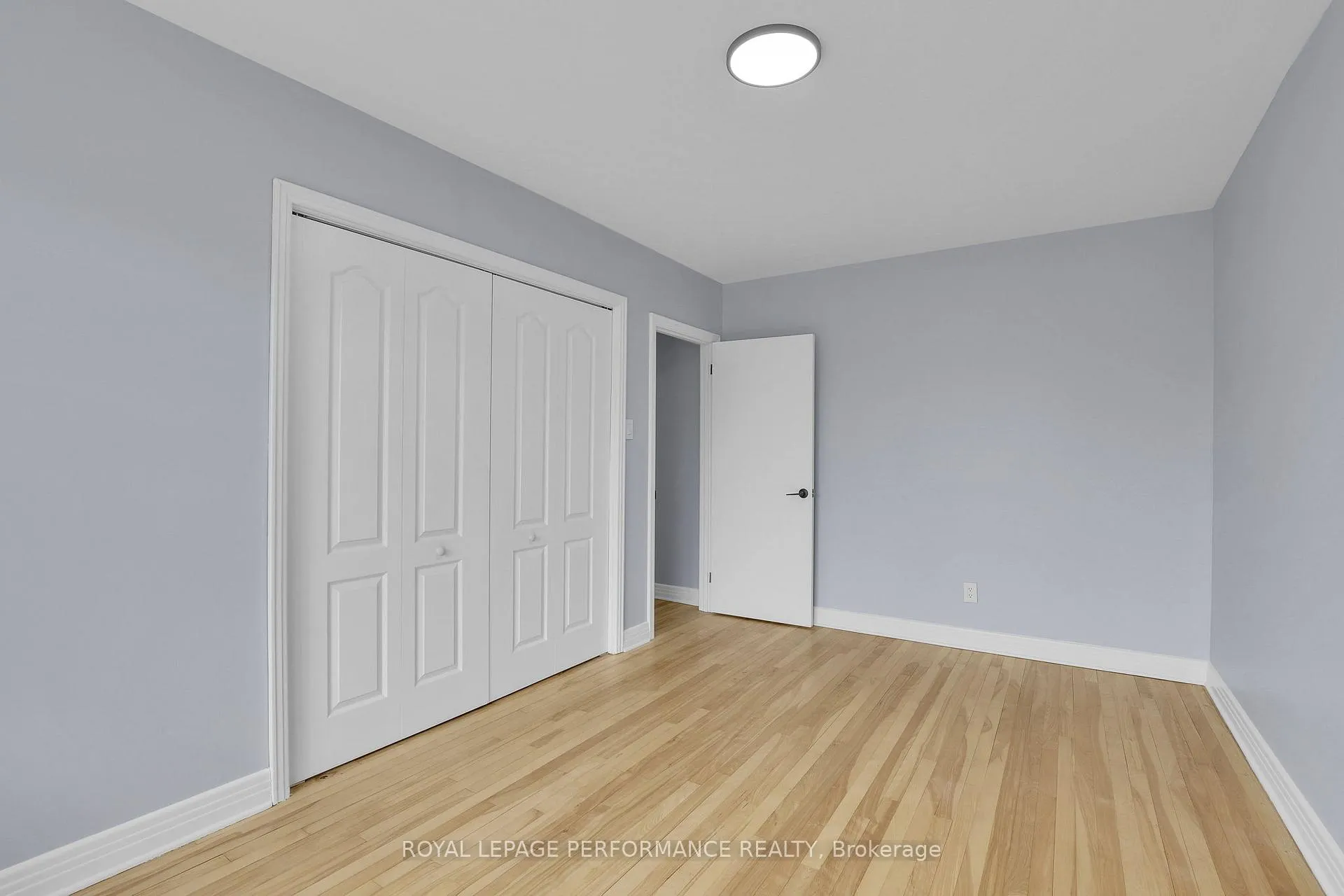 Photo 10 of Unit upper unit, 934 Smyth Road, Ottawa, Elmvale Acres/Urbandale — HOMEH