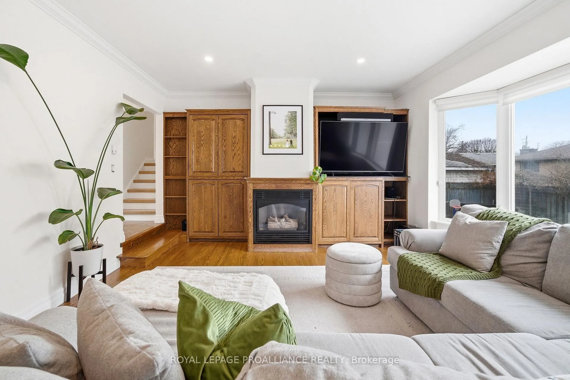 Photo 6 of 25 Southwood Crescent, Belleville, Belleville Ward — HOMEH