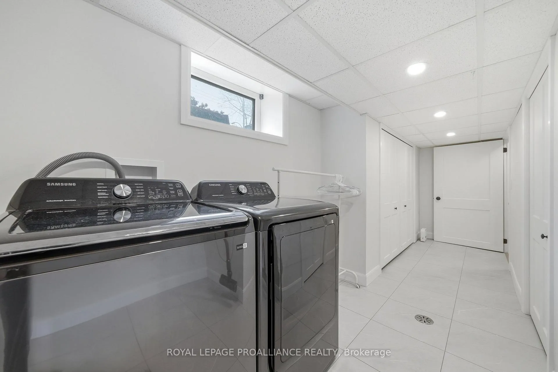 Photo 34 of 25 Southwood Crescent, Belleville, Belleville Ward — HOMEH