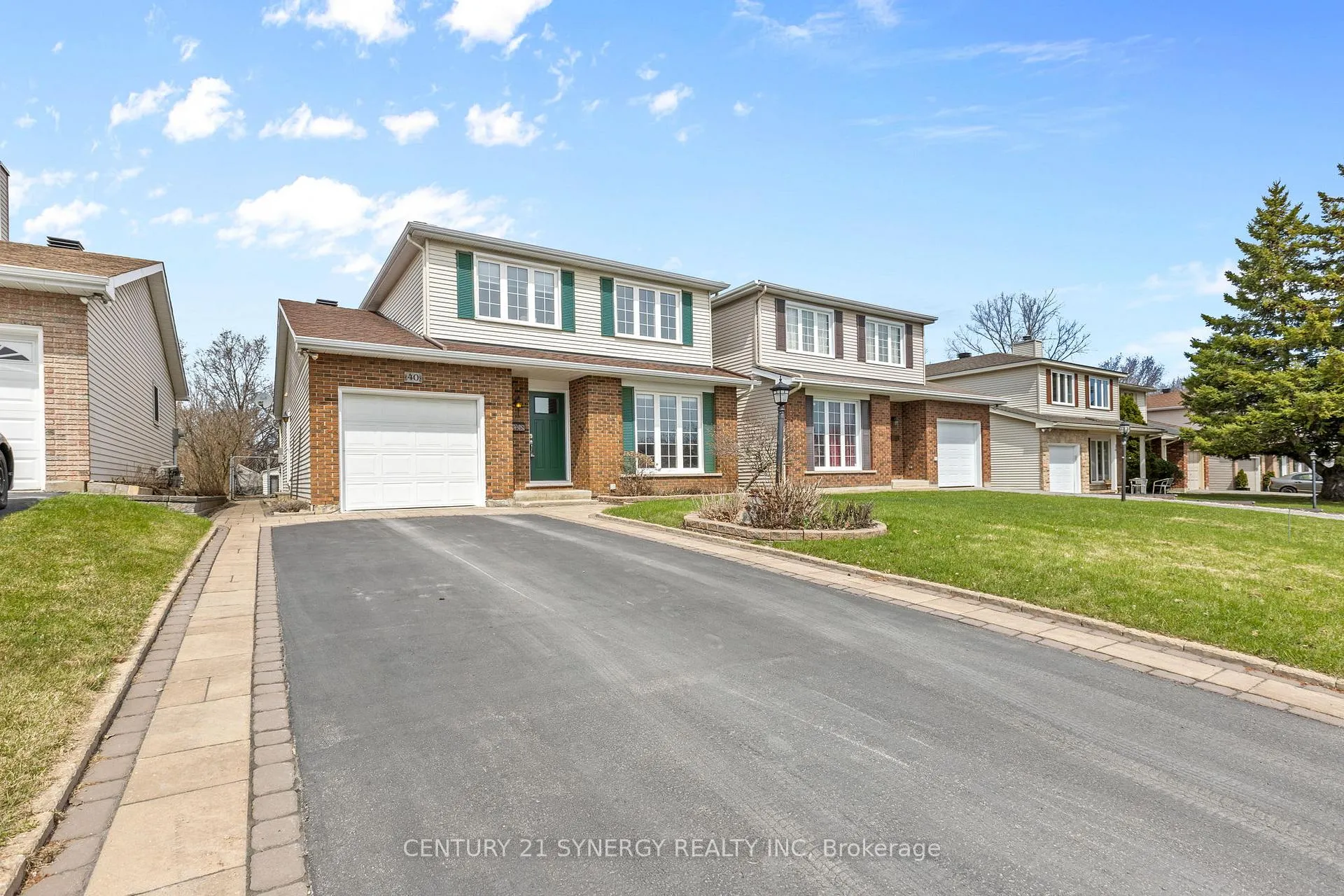 Photo 2 of 40 Brockington Crescent, Ottawa, Tanglewood — HOMEH