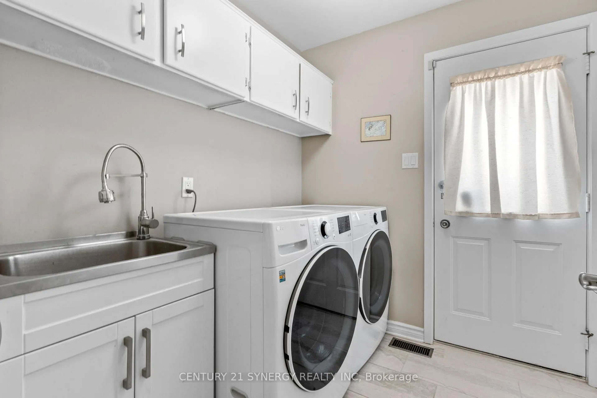 Photo 25 of 40 Brockington Crescent, Ottawa, Tanglewood — HOMEH