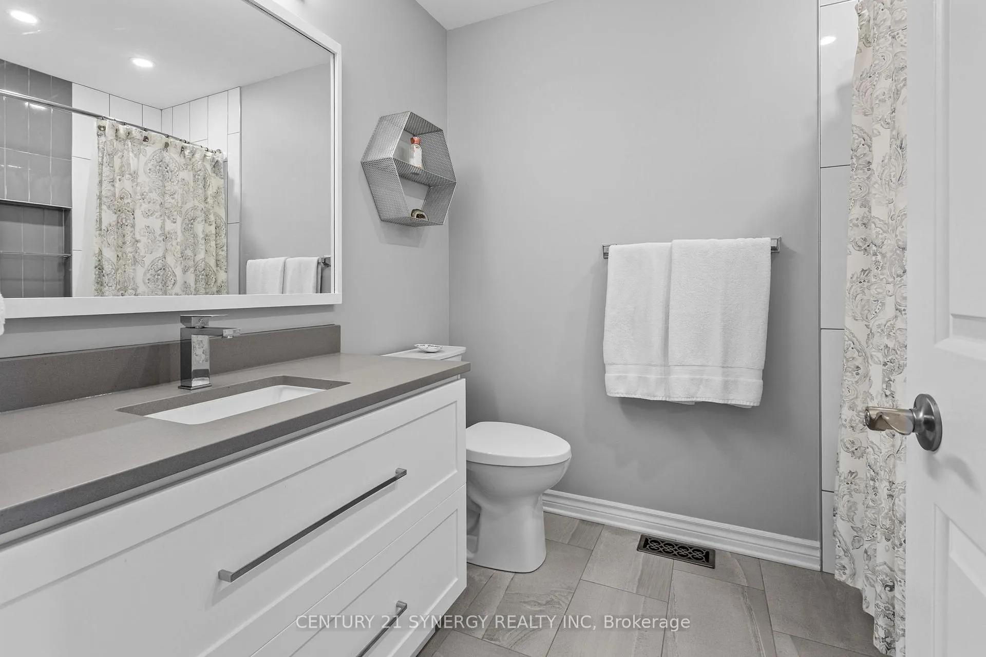 Photo 29 of 40 Brockington Crescent, Ottawa, Tanglewood — HOMEH