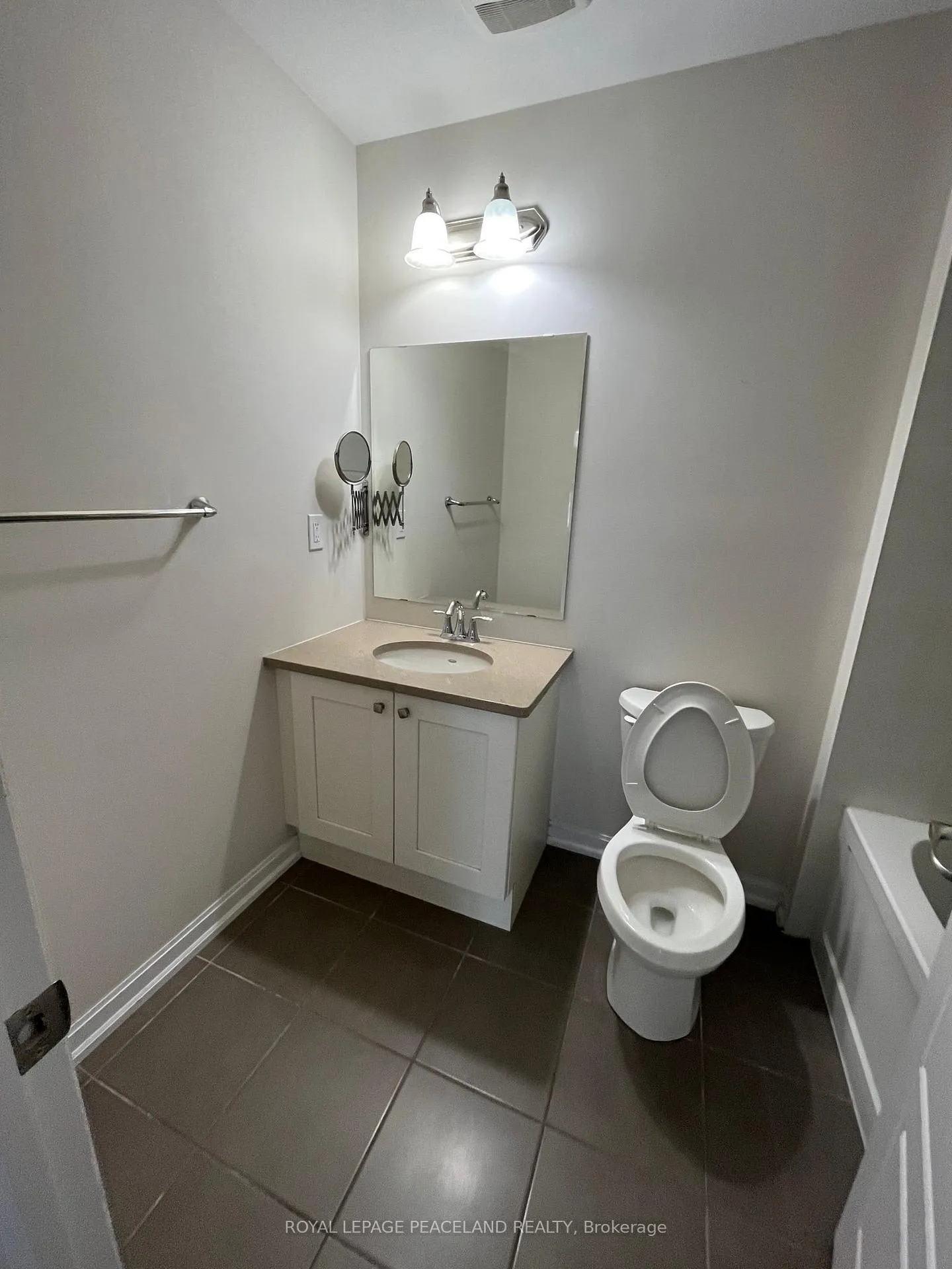 Photo 21 of 206 Ellen Davidson Drive, Oakville, Glenorchy — HOMEH