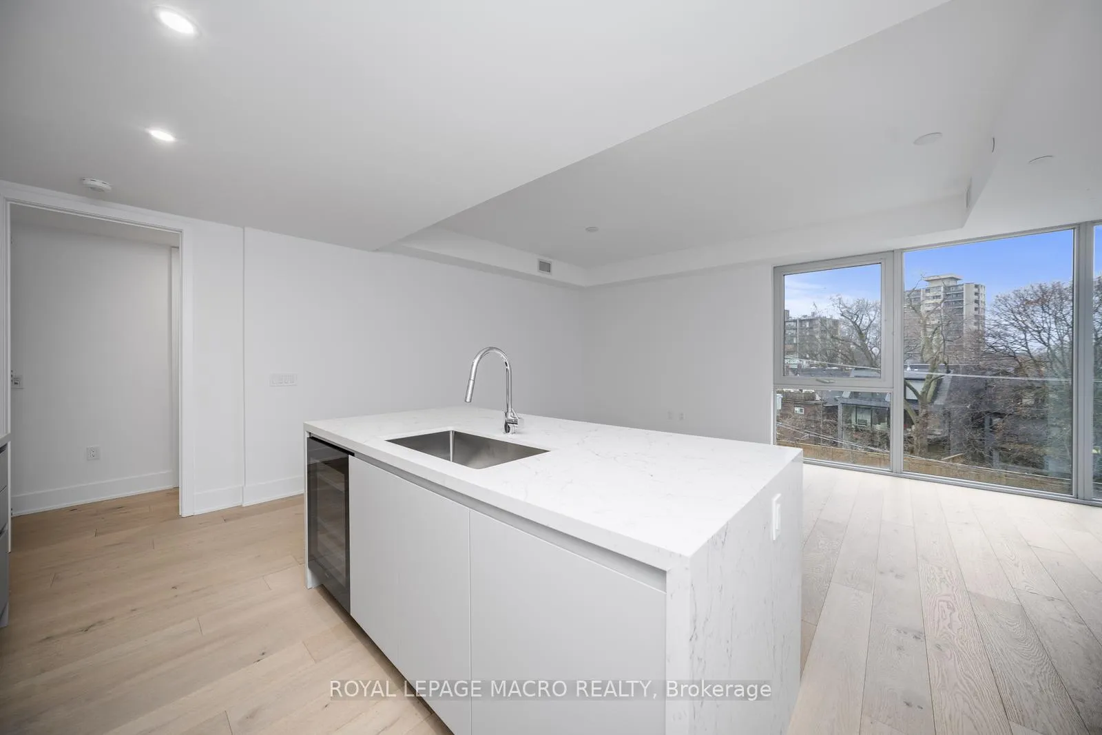 Photo 28 of Unit 403, 346 Davenport Road, Toronto, The Annex — HOMEH