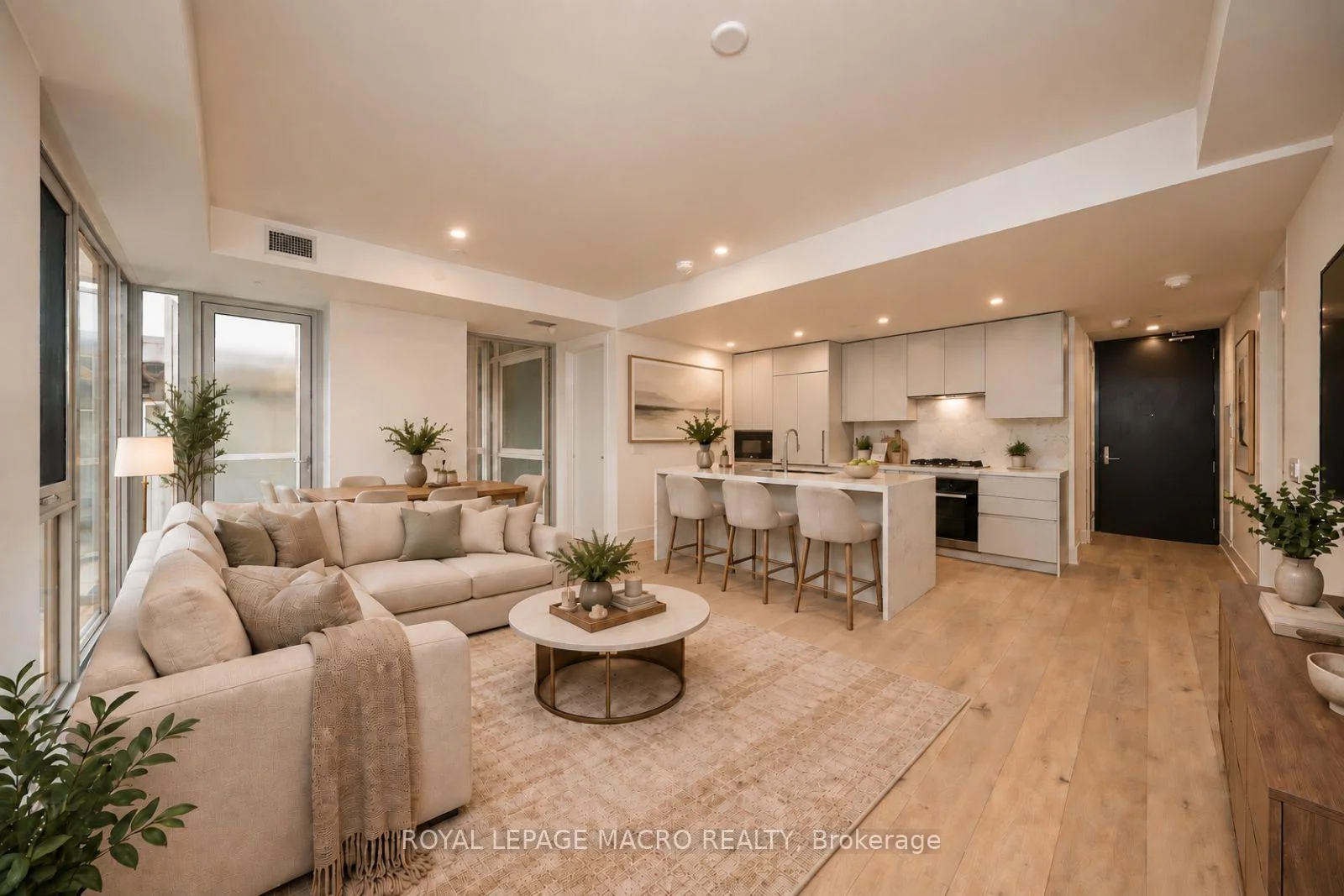 Photo 2 of Unit 403, 346 Davenport Road, Toronto, The Annex — HOMEH