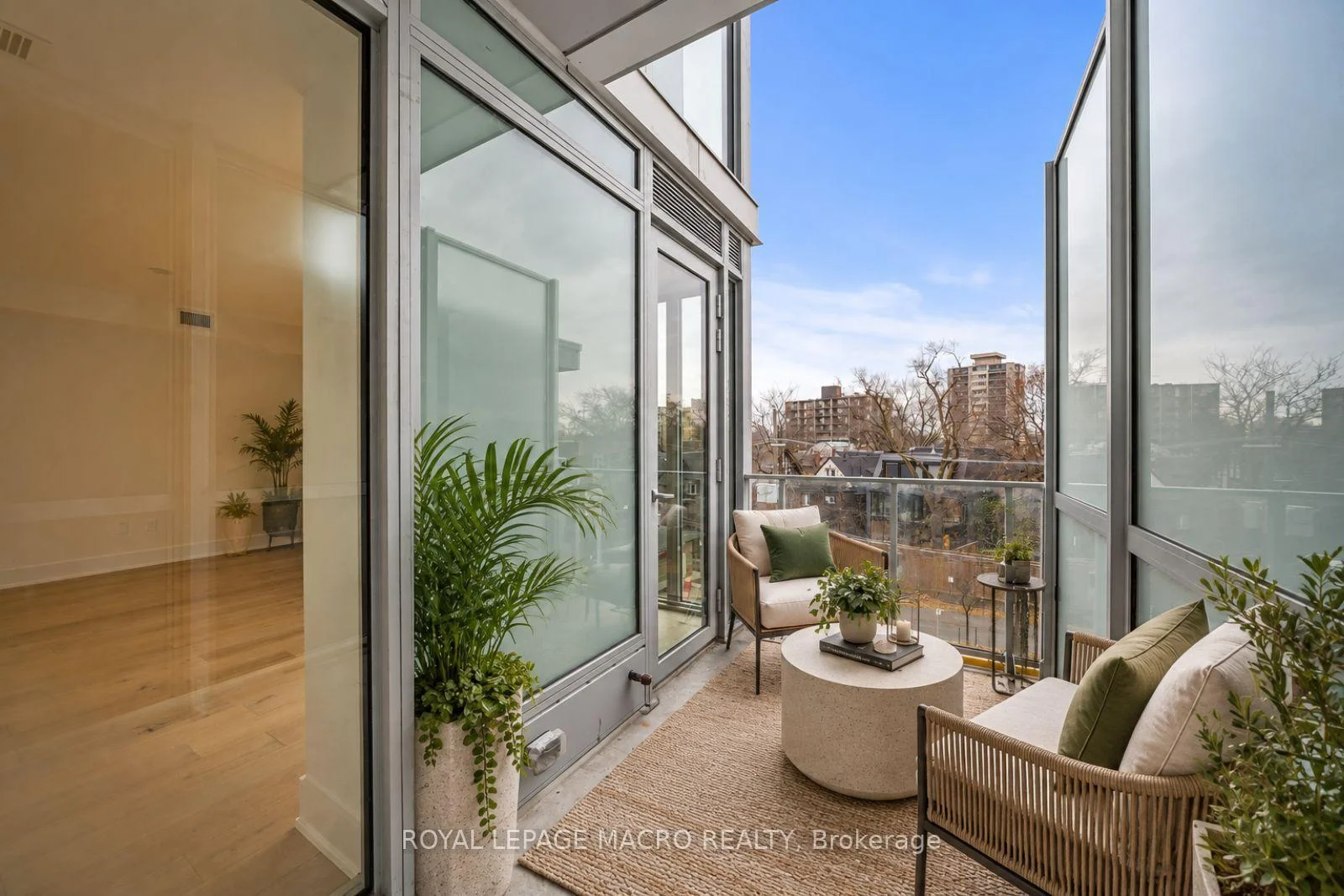 Photo 16 of Unit 403, 346 Davenport Road, Toronto, The Annex — HOMEH