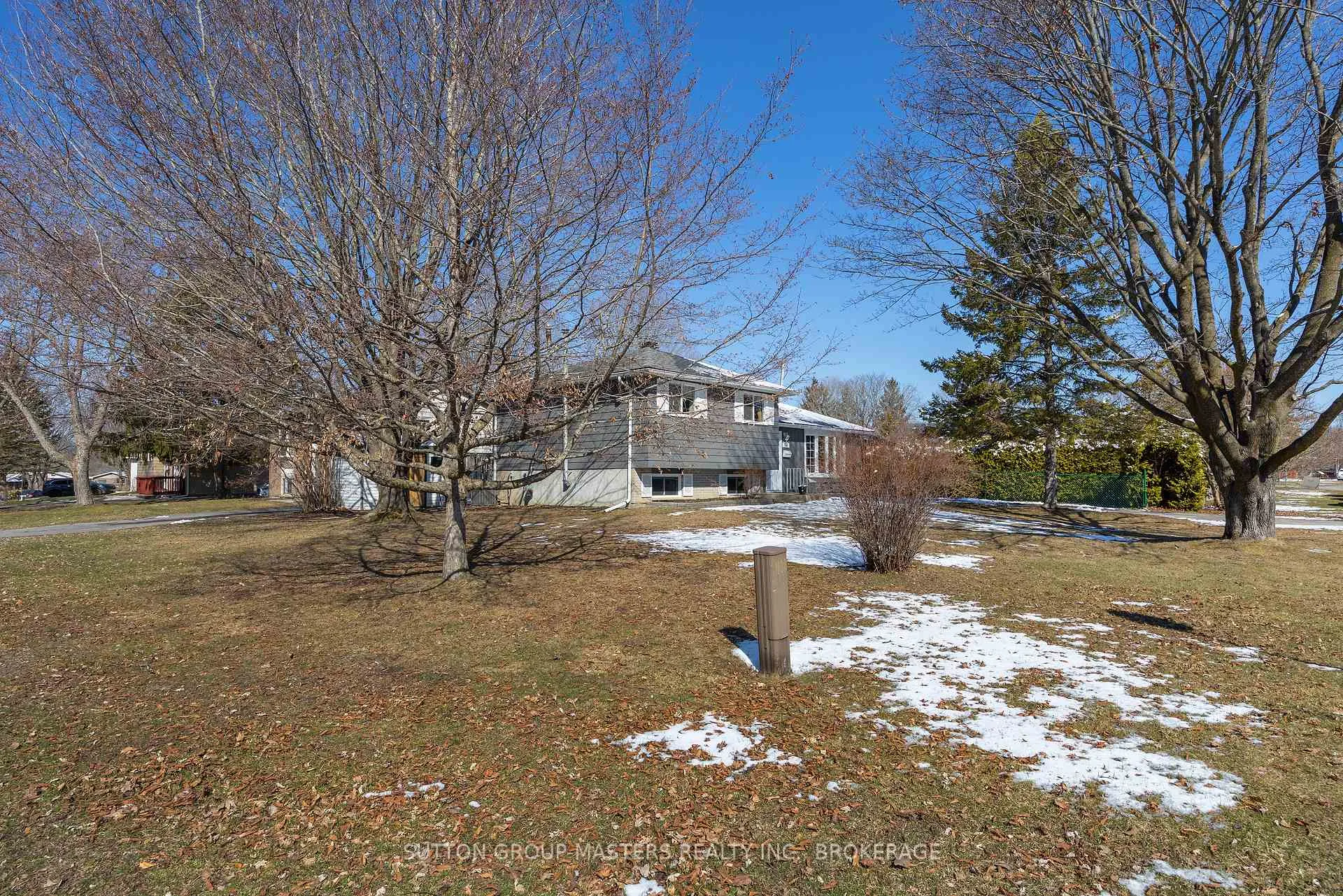 Photo 4 of 745 Louis Street, Kingston, South of Taylor-Kidd Blvd — HOMEH