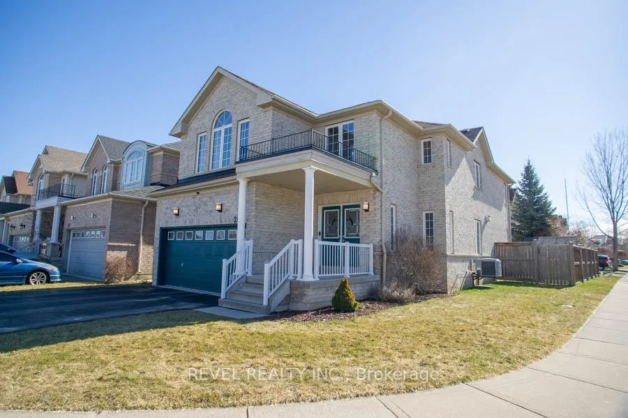 Photo 3 of 28 Barrett Avenue, Brantford — HOMEH