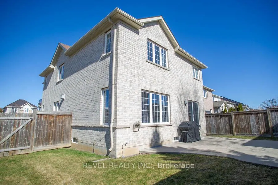 Photo 34 of 28 Barrett Avenue, Brantford — HOMEH