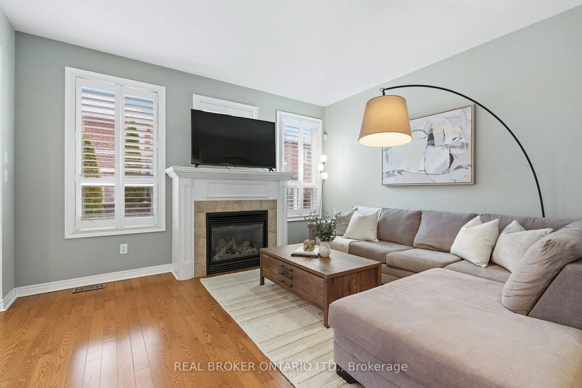 Photo 7 of 4648 Kearse Street, Burlington, Alton — HOMEH