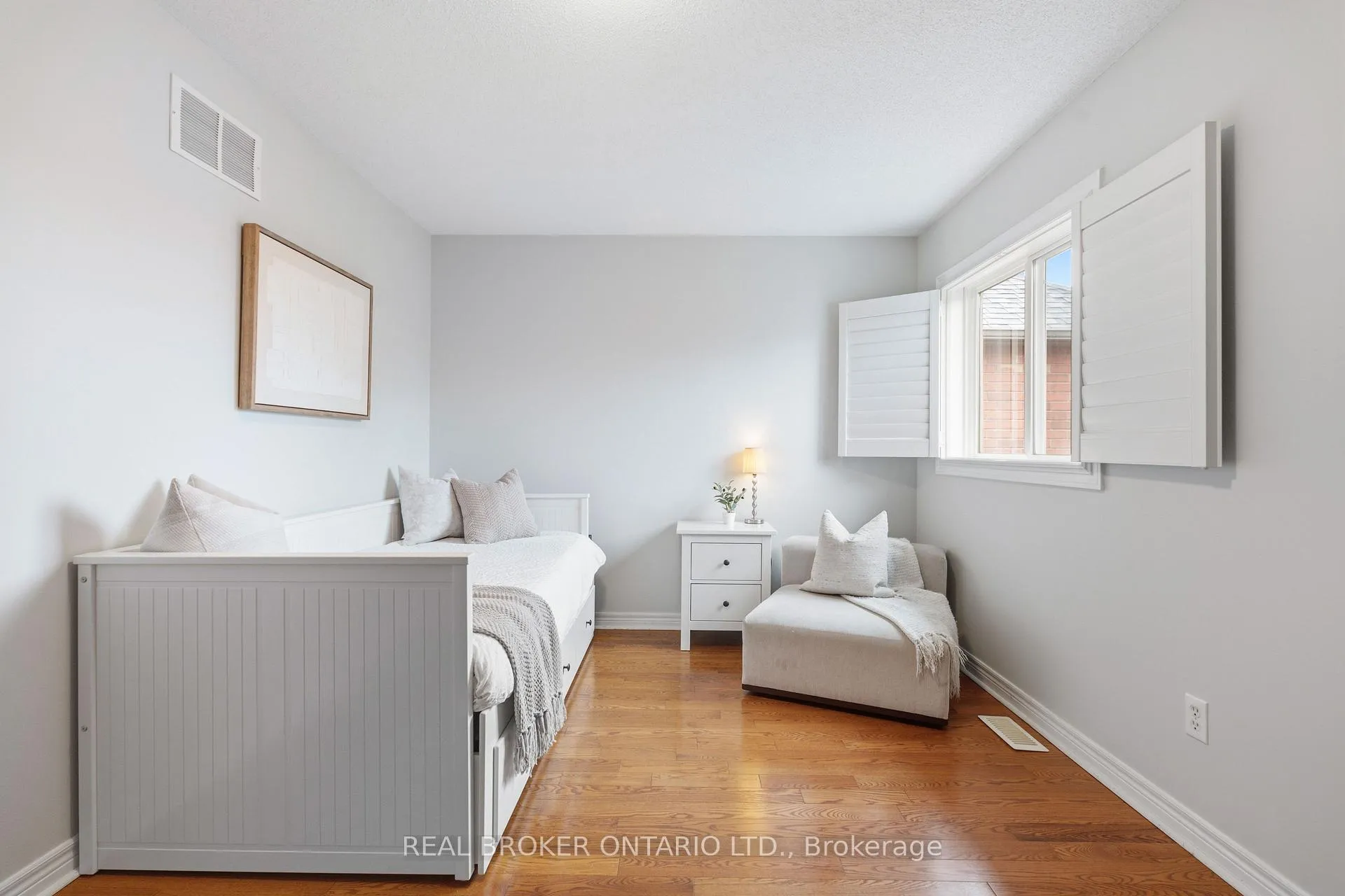 Photo 22 of 4648 Kearse Street, Burlington, Alton — HOMEH