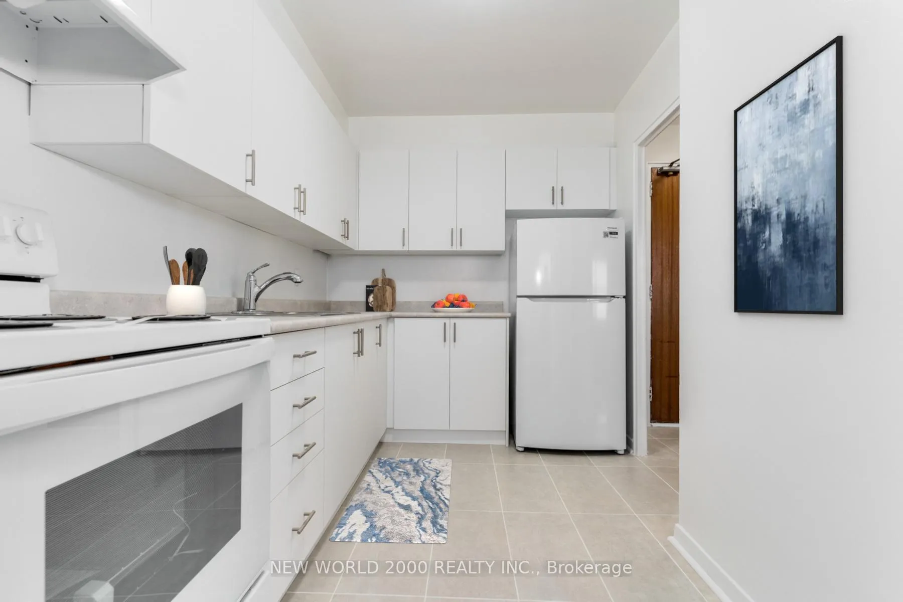 Photo 6 of Unit 204, 485 Eglinton Avenue E, Toronto, Mount Pleasant East — HOMEH