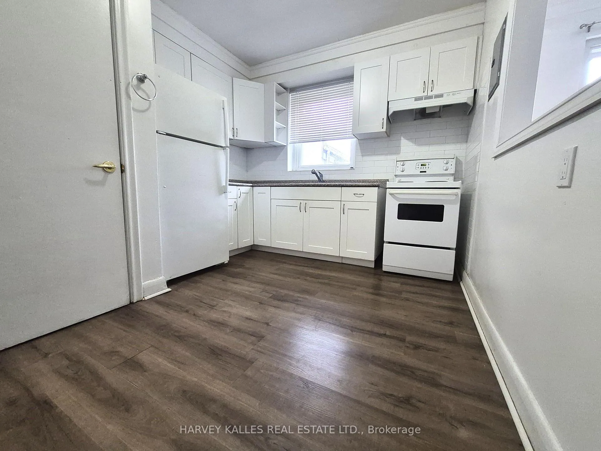 Photo 10 of Unit 12, 2905 St Clair Avenue E, Toronto, O'Connor-Parkview — HOMEH