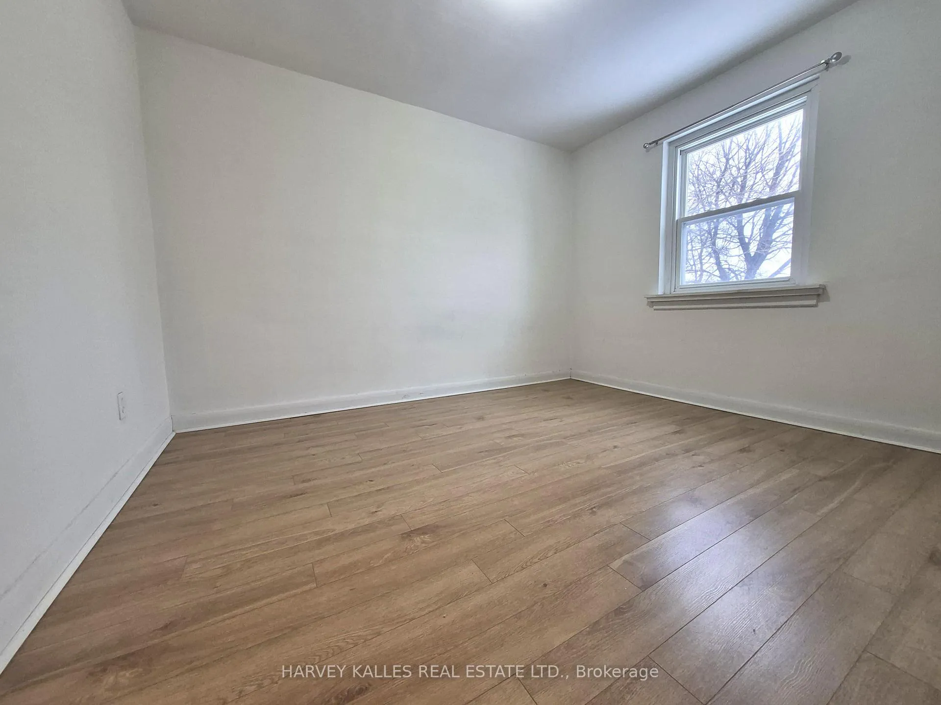 Photo 11 of Unit 12, 2905 St Clair Avenue E, Toronto, O'Connor-Parkview — HOMEH