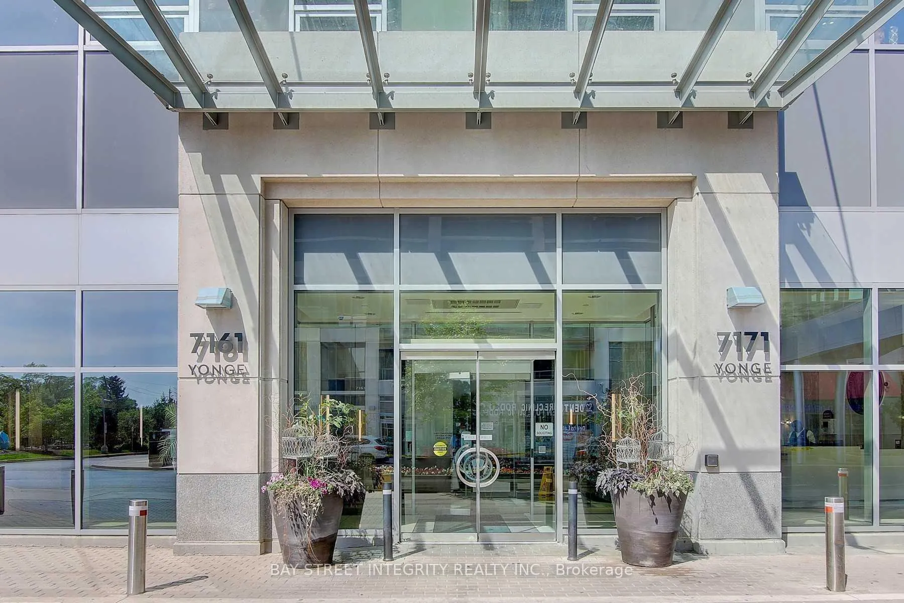 Photo 2 of Unit 2010, 7171 Yonge Street, Markham, Grandview — HOMEH
