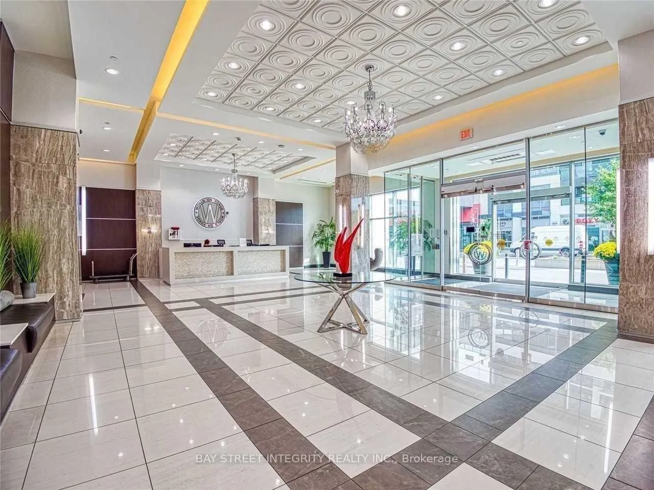 Photo 4 of Unit 2010, 7171 Yonge Street, Markham, Grandview — HOMEH
