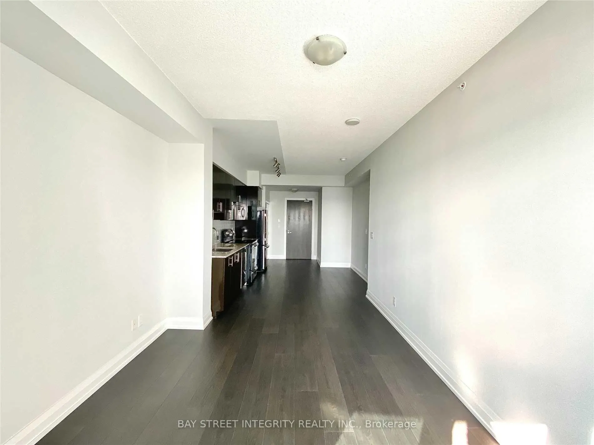 Photo 9 of Unit 2010, 7171 Yonge Street, Markham, Grandview — HOMEH