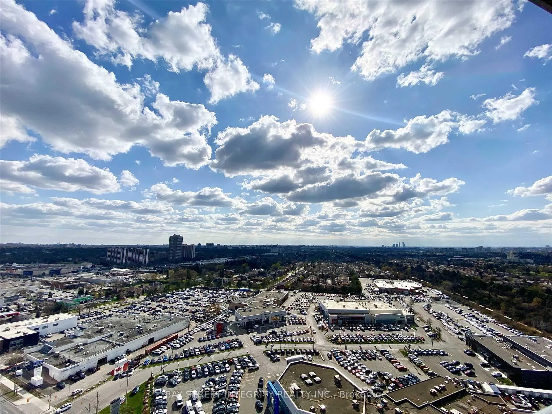 Photo 13 of Unit 2010, 7171 Yonge Street, Markham, Grandview — HOMEH