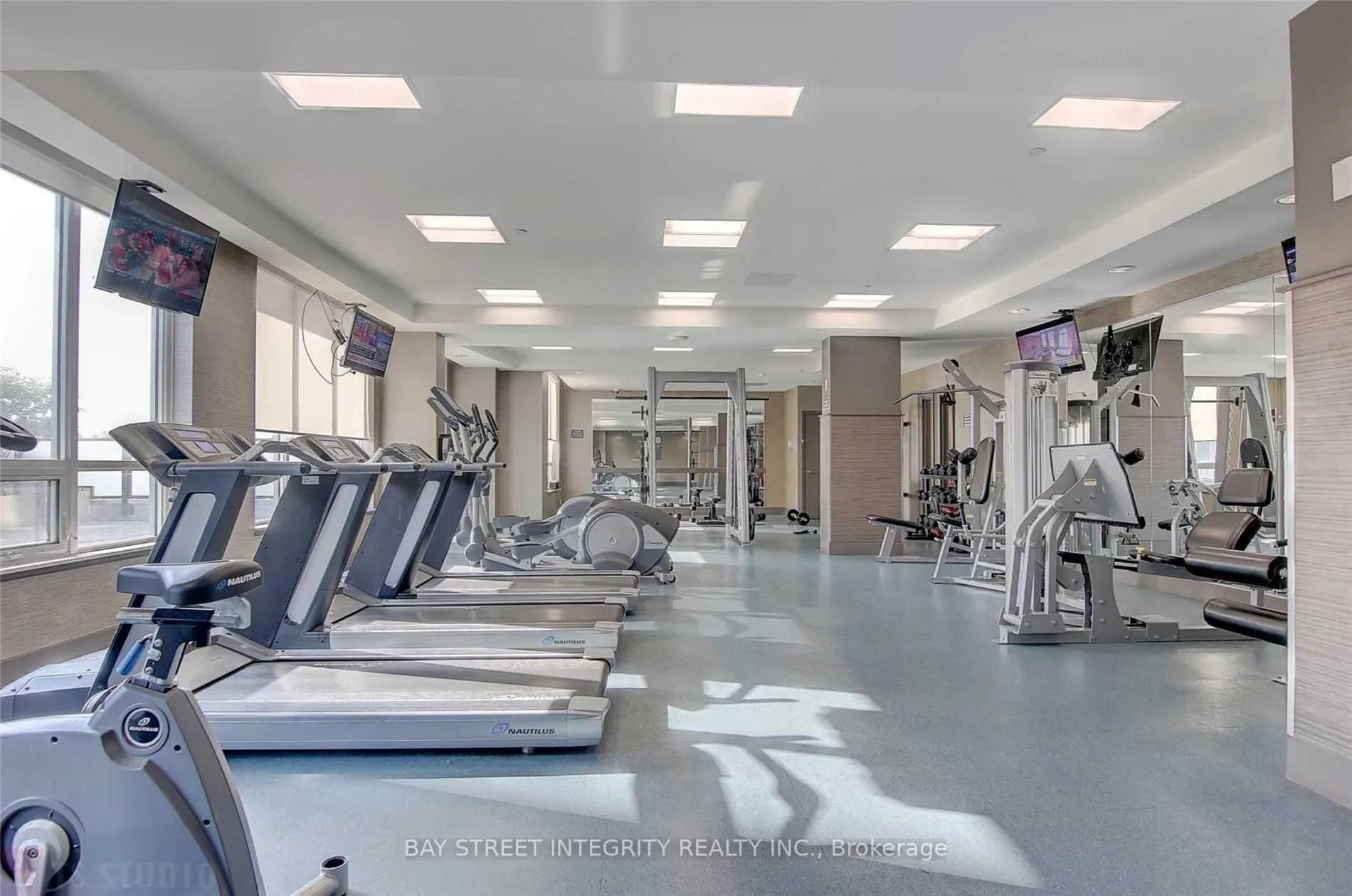 Photo 17 of Unit 2010, 7171 Yonge Street, Markham, Grandview — HOMEH