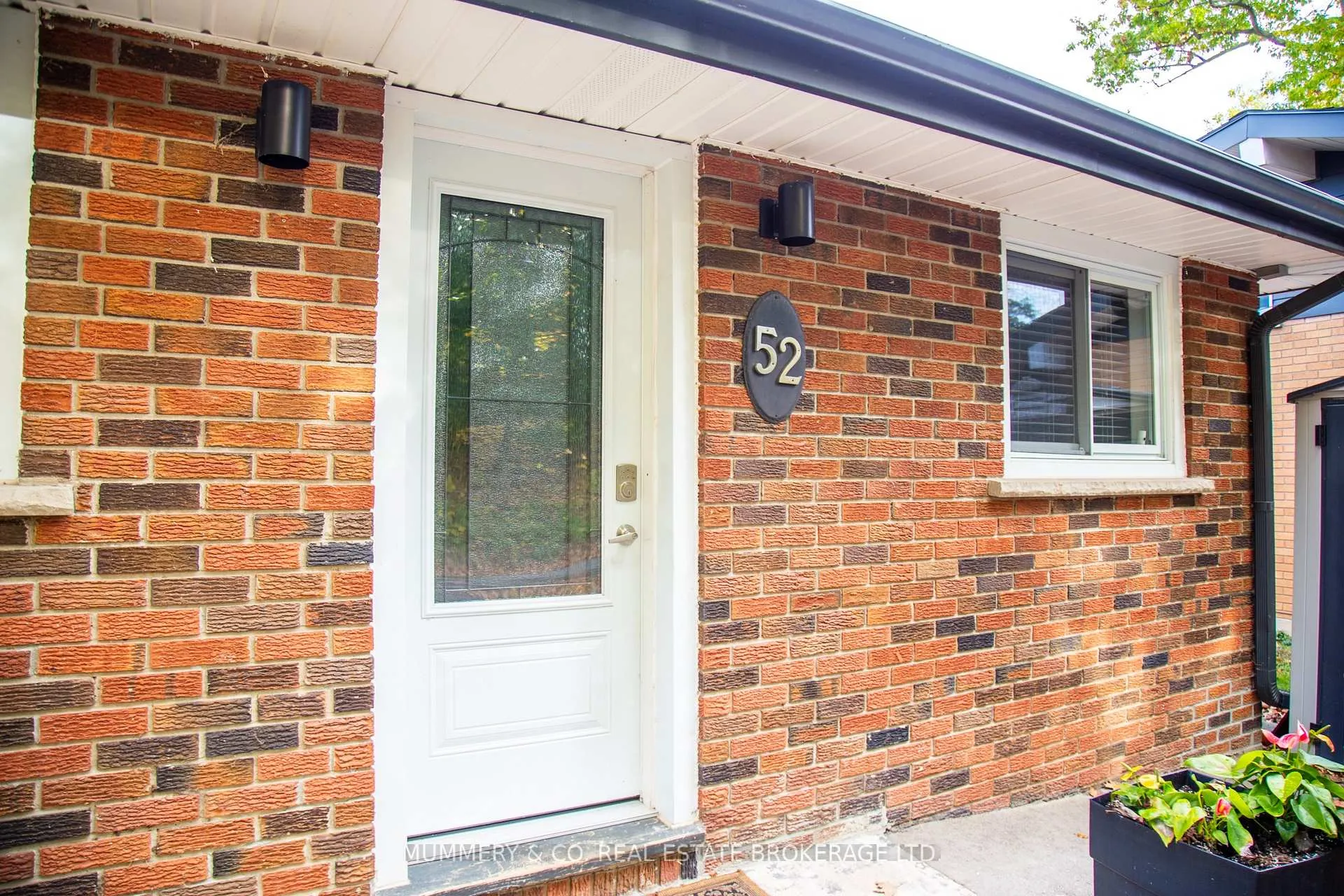 Photo 4 of 52 Grand Street, Norfolk, Port Dover — HOMEH