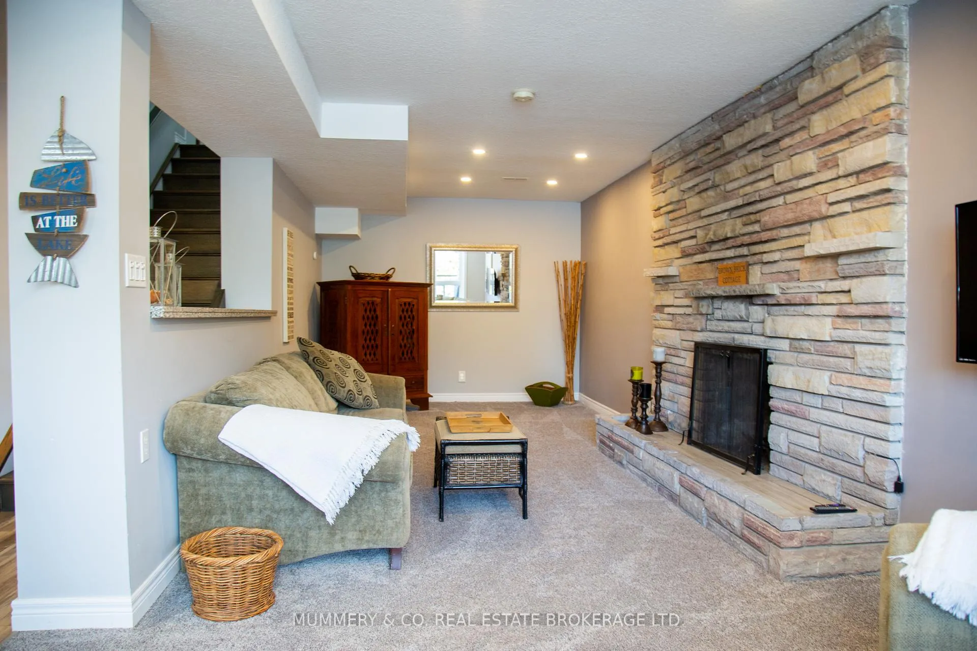 Photo 38 of 52 Grand Street, Norfolk, Port Dover — HOMEH