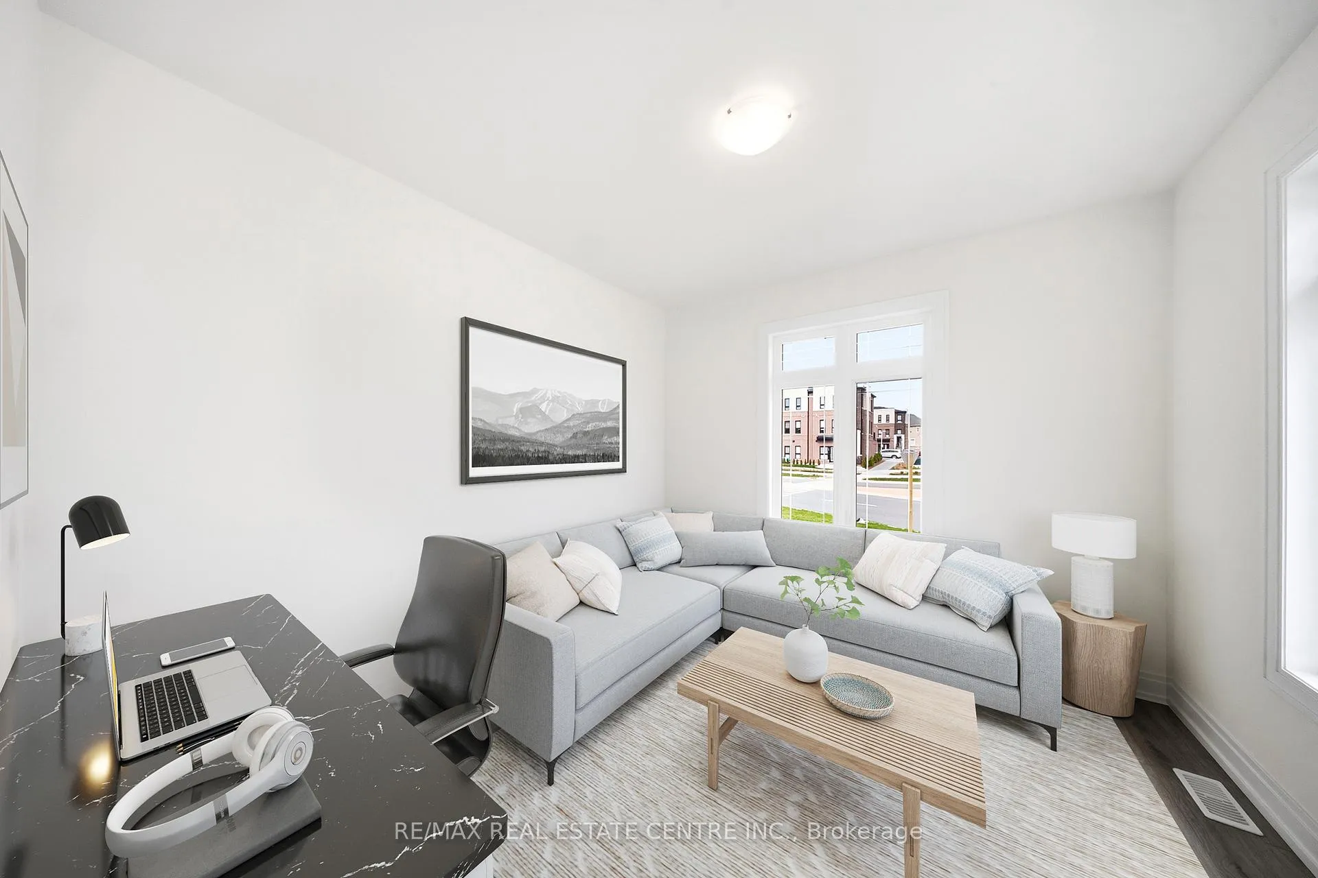 Photo 10 of 45 Great Falls Boulevard, Hamilton, Waterdown — HOMEH