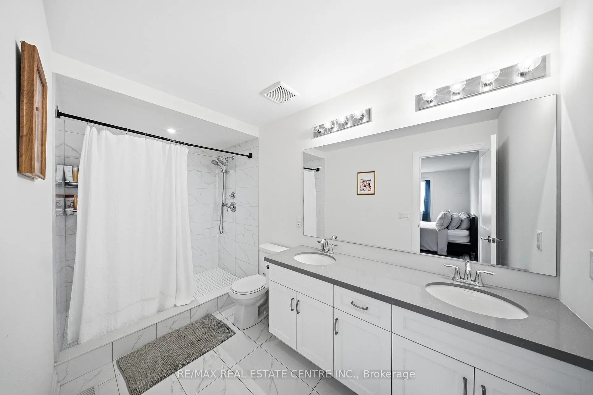 Photo 26 of 45 Great Falls Boulevard, Hamilton, Waterdown — HOMEH